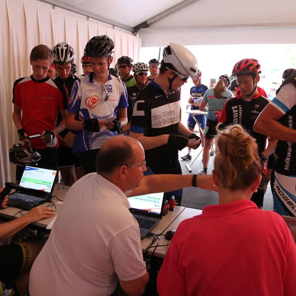 11e Pieter Weening Classic 2016 | Wielrennen Surhuisterveen