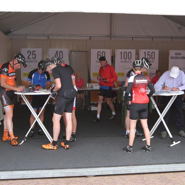 11e Pieter Weening Classic 2016 | Wielrennen Surhuisterveen