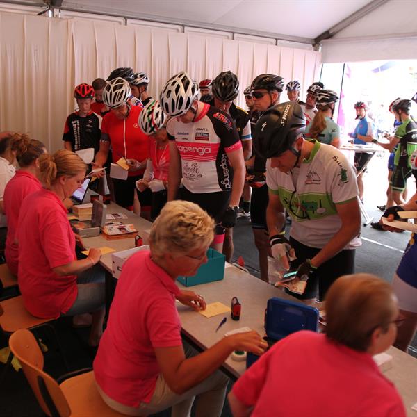 11e Pieter Weening Classic 2016 | Wielrennen Surhuisterveen