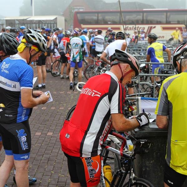 8e Pieter Weening Classic 2013 | Wielrennen Surhuisterveen