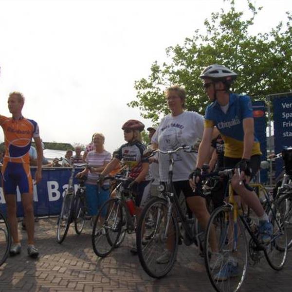 1e Pieter Weening Classic 2006 | Wielrennen Surhuisterveen