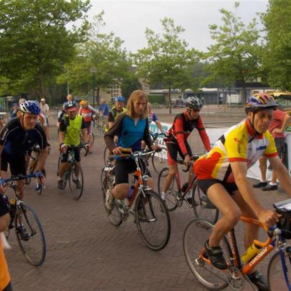 1e Pieter Weening Classic 2006 | Wielrennen Surhuisterveen