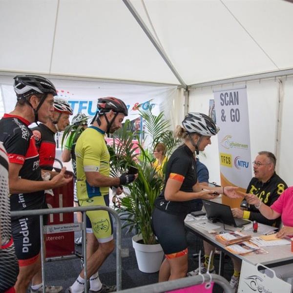 12e Pieter Weening Classic 2017 (foto's AWFoto.nl) | Wielrennen Surhuisterveen