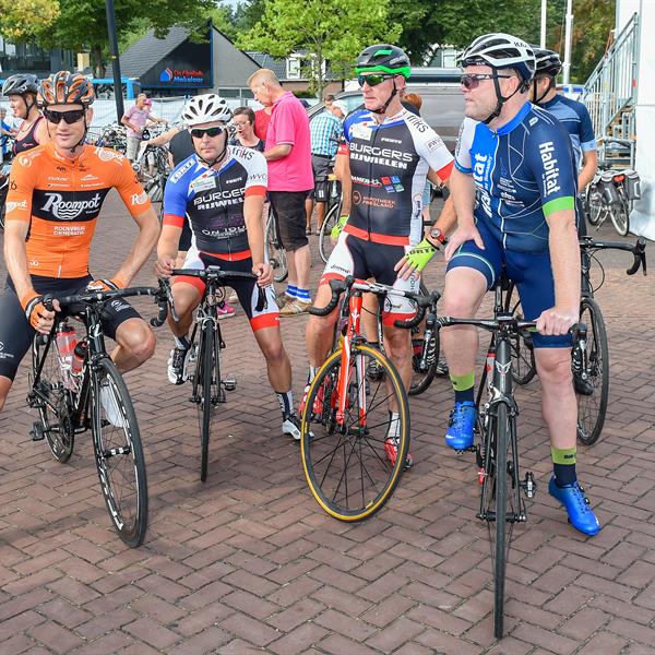 13e Pieter Weening Classic 2018 (foto's Andre Weening) | Wielrennen Surhuisterveen