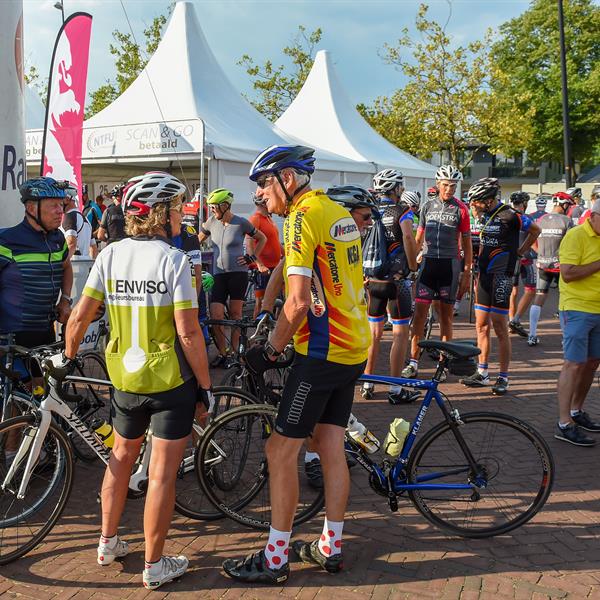 13e Pieter Weening Classic 2018 (foto's Andre Weening) | Wielrennen Surhuisterveen