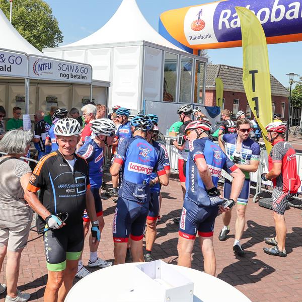 15e Pieter Weening Classic 2020 (Foto's AWE Fotografie) | Wielrennen Surhuisterveen