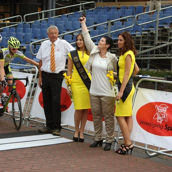 33e Profronde van Surhuisterveen 2014 - Damescriterium | Wielrennen Surhuisterveen