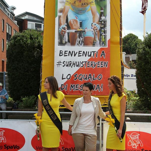 33e Profronde van Surhuisterveen 2014 - Damescriterium | Wielrennen Surhuisterveen