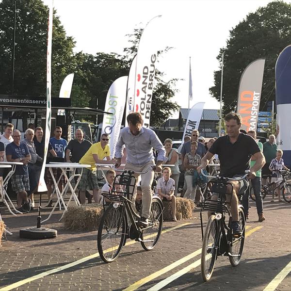 Fotoalbum vrijdag 21 juli 2017 | Wielrennen Surhuisterveen