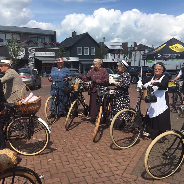 Fotoalbum vrijdag 21 juli 2017 | Wielrennen Surhuisterveen
