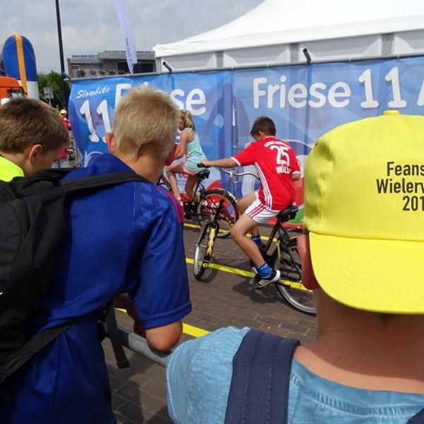Fotoalbum Kidsday | Wielrennen Surhuisterveen