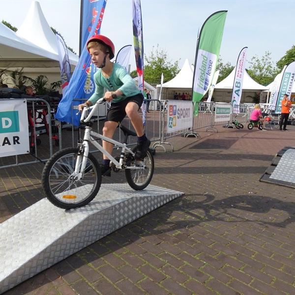 Fotoalbum Kidsday | Wielrennen Surhuisterveen