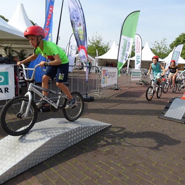 Fotoalbum Kidsday | Wielrennen Surhuisterveen