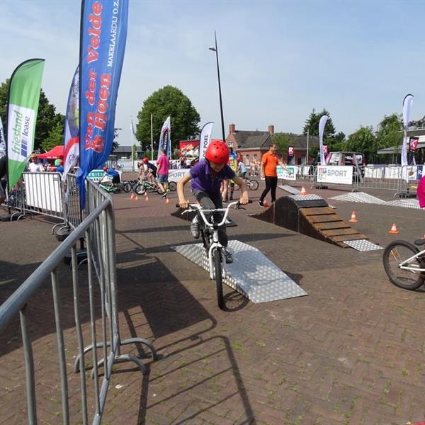 Fotoalbum Kidsday | Wielrennen Surhuisterveen