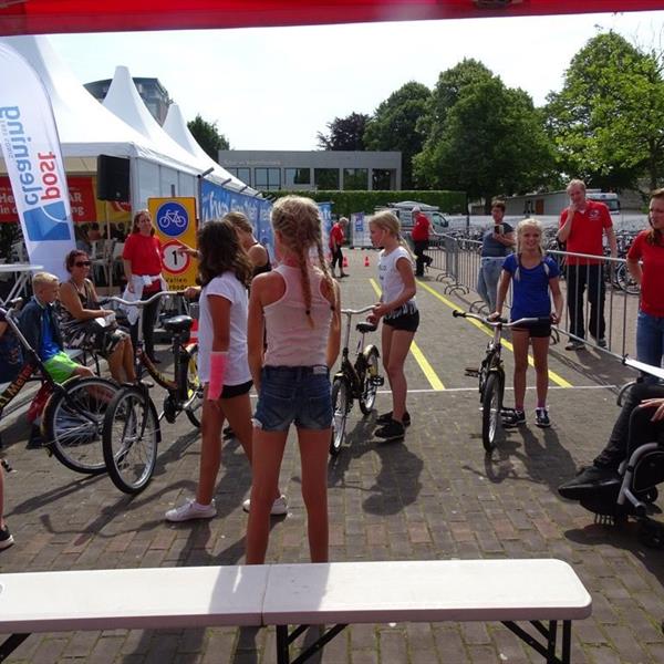 Fotoalbum Kidsday | Wielrennen Surhuisterveen