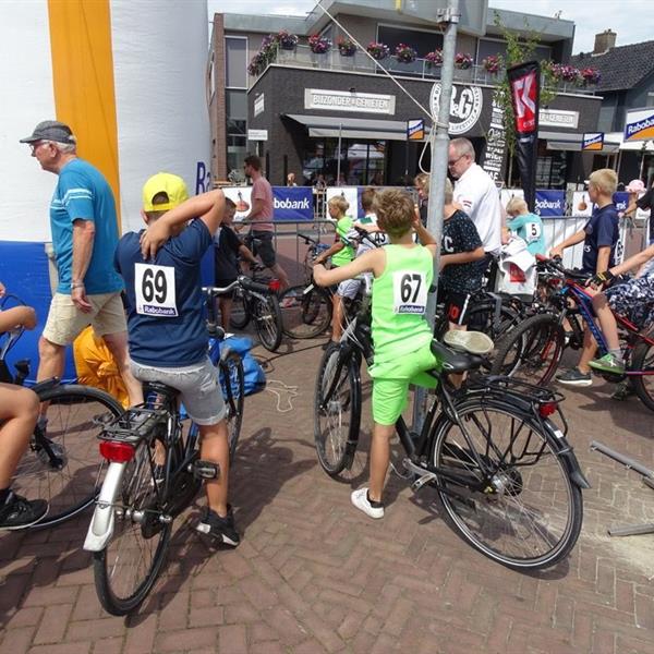 Fotoalbum Kidsday | Wielrennen Surhuisterveen