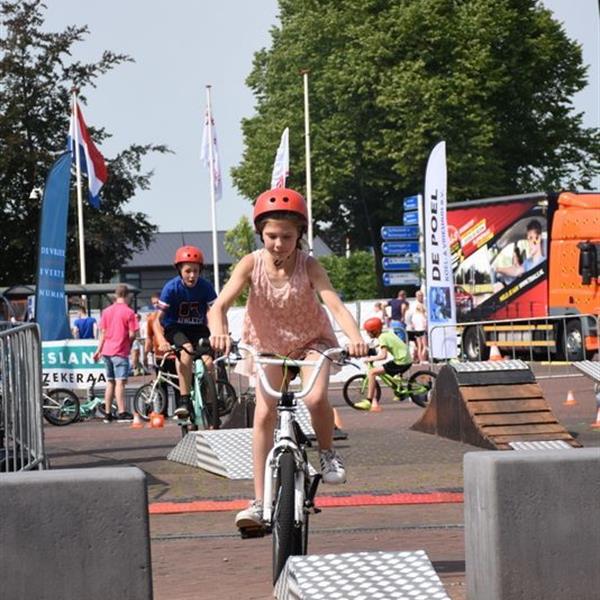 Fotoalbum Kidsday | Wielrennen Surhuisterveen