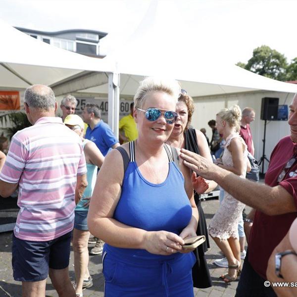 Cadeau Festival Surhuisterveen slotfeest 2017 | Wielrennen Surhuisterveen