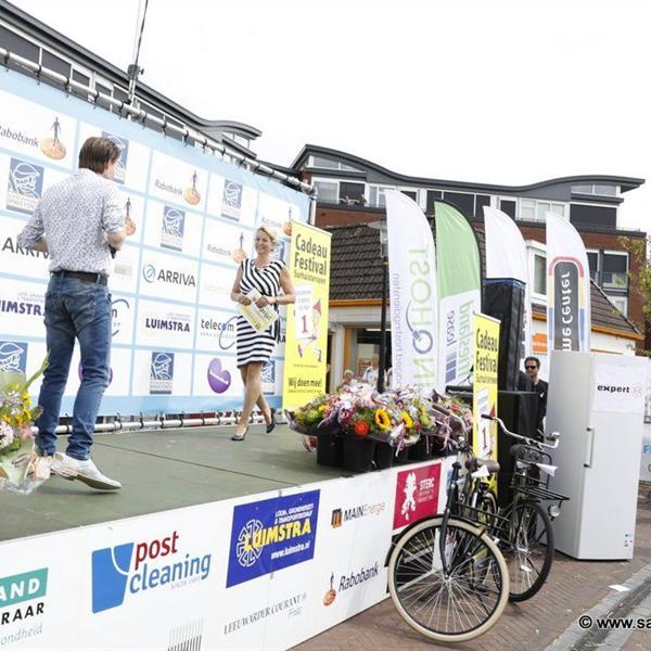 Cadeau Festival Surhuisterveen slotfeest 2017 | Wielrennen Surhuisterveen
