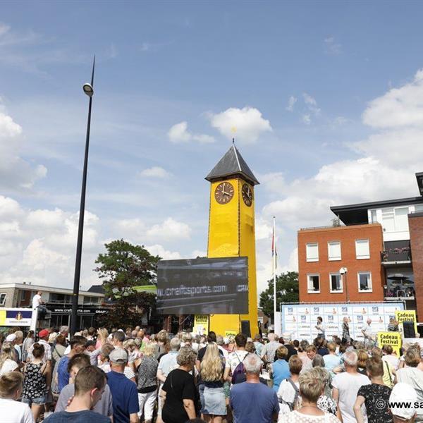 Cadeau Festival Surhuisterveen slotfeest 2017 | Wielrennen Surhuisterveen