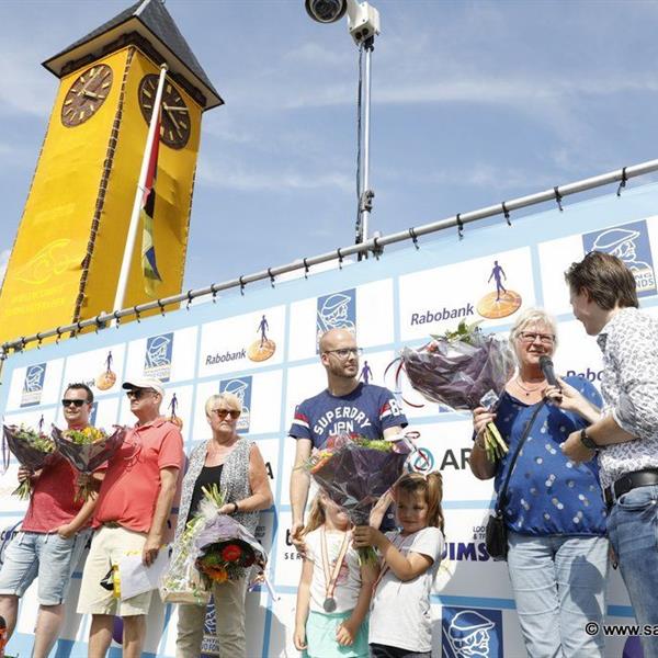 Cadeau Festival Surhuisterveen slotfeest 2017 | Wielrennen Surhuisterveen