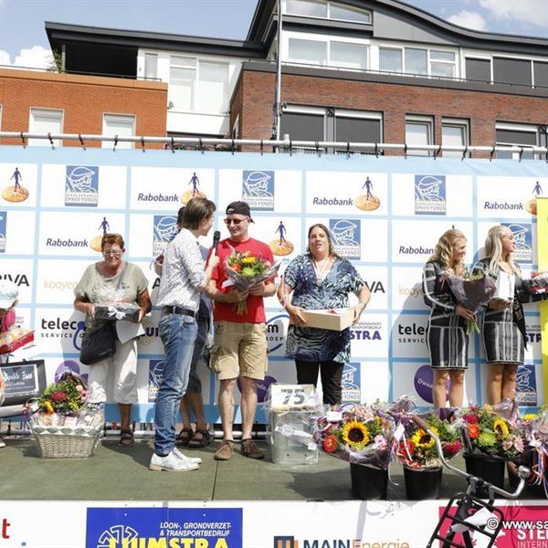 Cadeau Festival Surhuisterveen slotfeest 2017 | Wielrennen Surhuisterveen