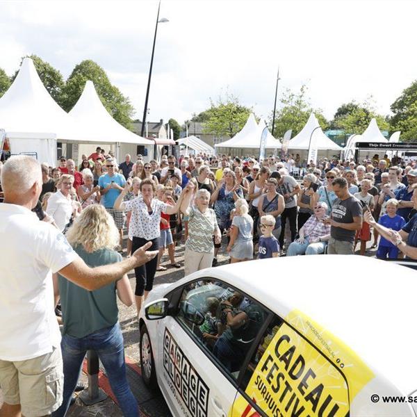 Cadeau Festival Surhuisterveen slotfeest 2017 | Wielrennen Surhuisterveen