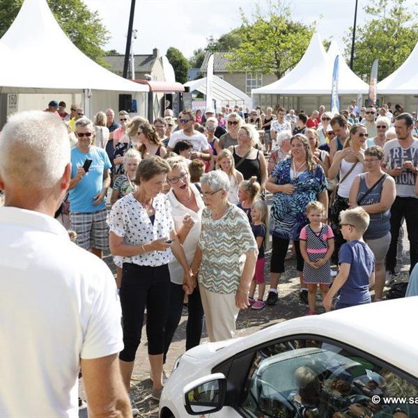 Cadeau Festival Surhuisterveen slotfeest 2017 | Wielrennen Surhuisterveen