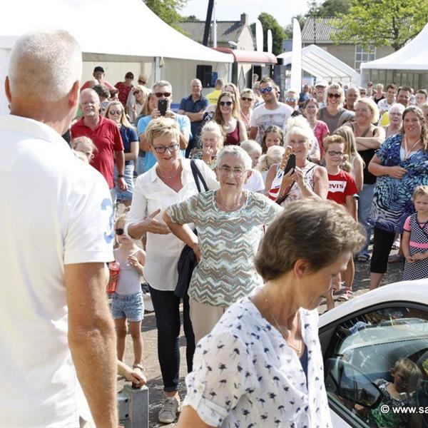Cadeau Festival Surhuisterveen slotfeest 2017 | Wielrennen Surhuisterveen