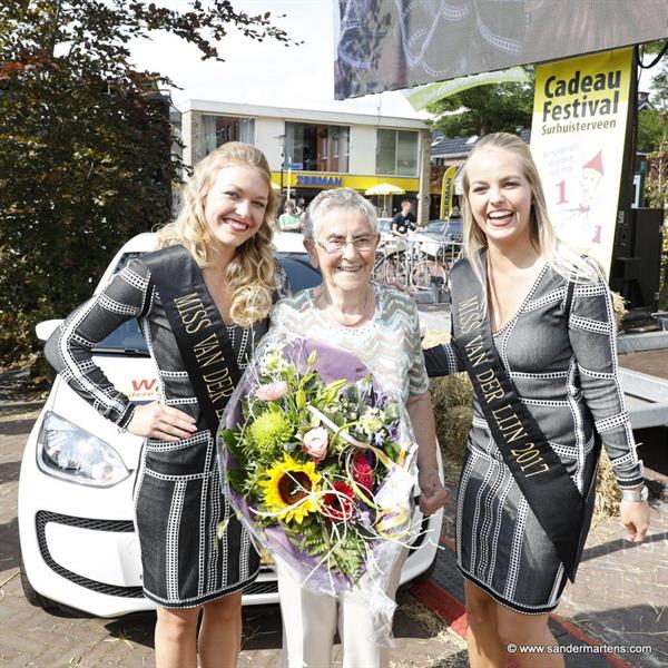 Cadeau Festival Surhuisterveen slotfeest 2017 | Wielrennen Surhuisterveen