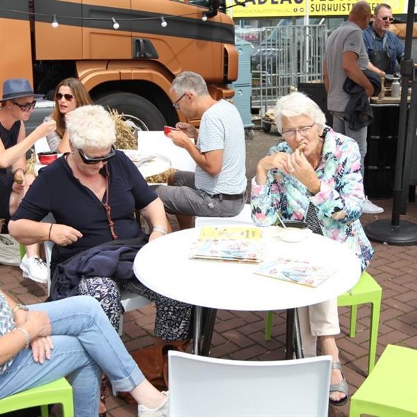 Foto's Foodfestival Surhuisterveen 2017 | Wielrennen Surhuisterveen