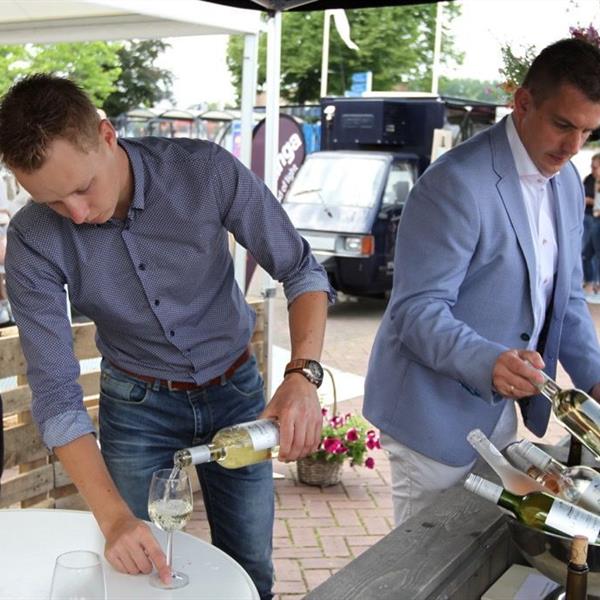 Foto's Foodfestival Surhuisterveen 2017 | Wielrennen Surhuisterveen