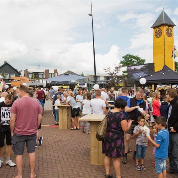 Foto's Foodfestival Surhuisterveen 2017 | Wielrennen Surhuisterveen