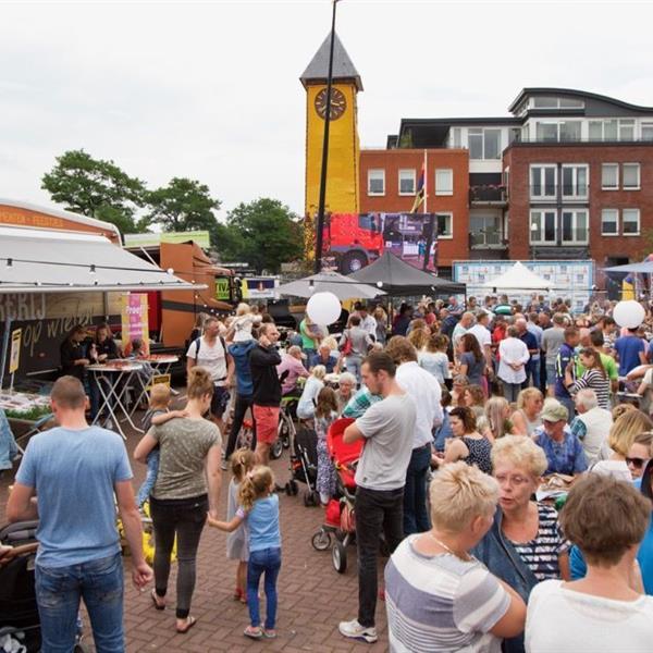 Foto's Foodfestival Surhuisterveen 2017 | Wielrennen Surhuisterveen