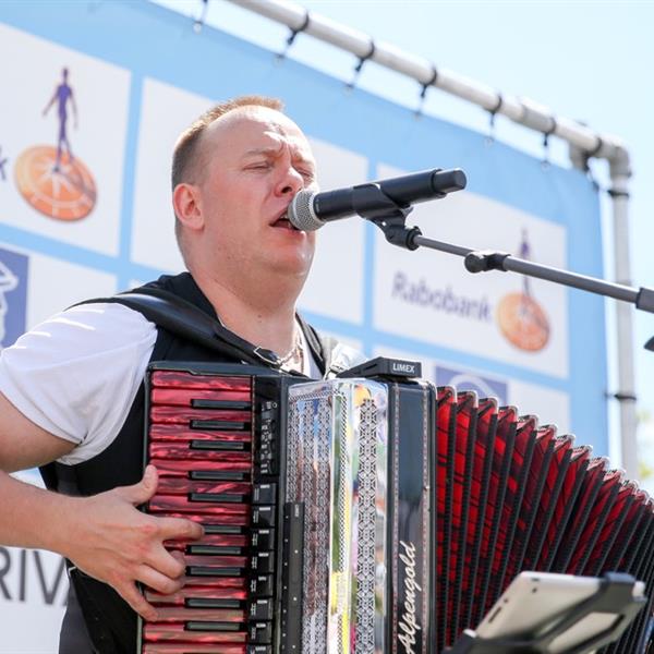 Elfwegen Fietstocht - 14 juli 2018 | Wielrennen Surhuisterveen