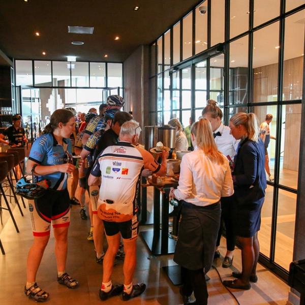 Elfwegen Fietstocht - 14 juli 2018 | Wielrennen Surhuisterveen