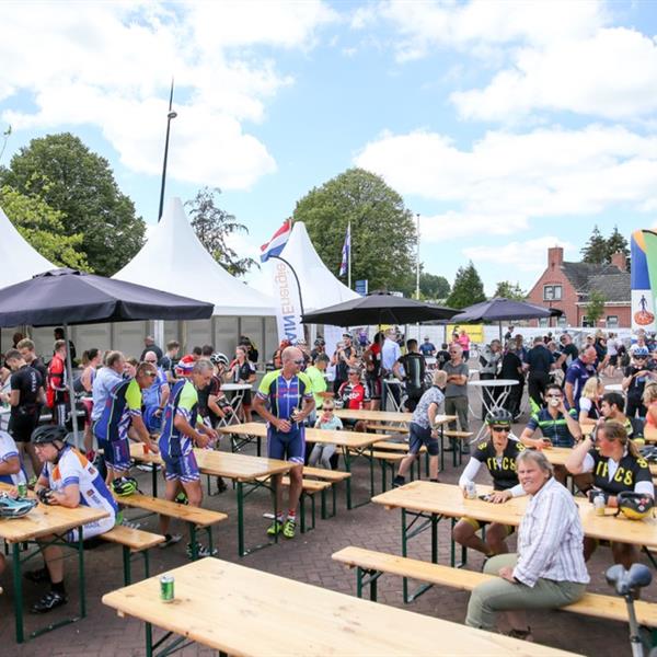 Elfwegen Fietstocht - 14 juli 2018 | Wielrennen Surhuisterveen