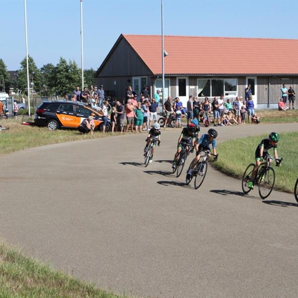 Wielerclinic voor de jeugd 31 juli 2018 (foto's Edo Werkman) | Wielrennen Surhuisterveen