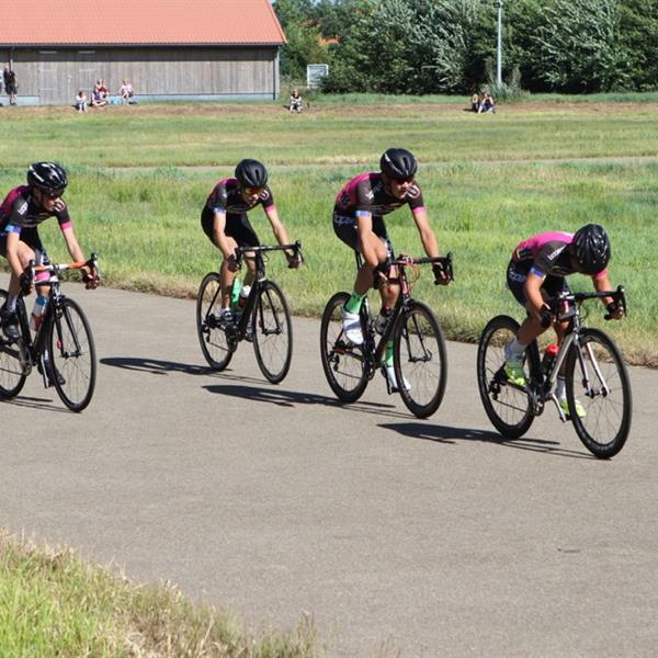 Wielerclinic voor de jeugd 31 juli 2018 (foto's Edo Werkman) | Wielrennen Surhuisterveen