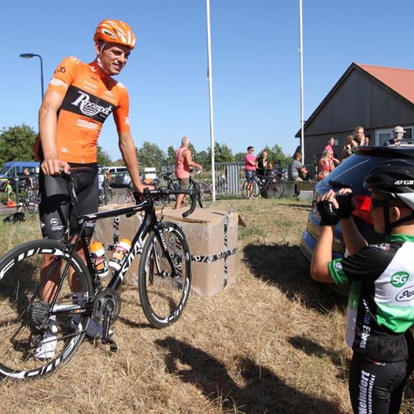 Wielerclinic voor de jeugd 31 juli 2018 (foto's Edo Werkman) | Wielrennen Surhuisterveen