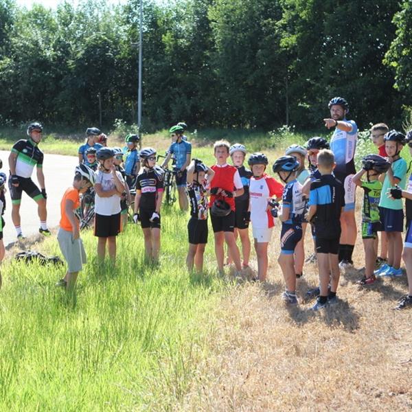Wielerclinic voor de jeugd 31 juli 2018 (foto's Edo Werkman) | Wielrennen Surhuisterveen