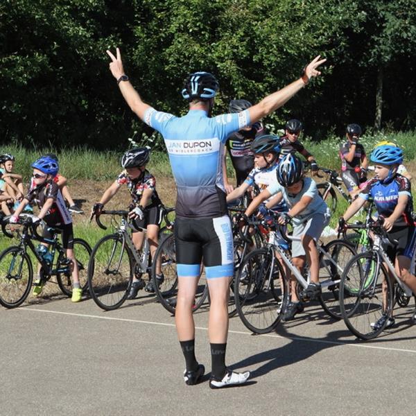 Wielerclinic voor de jeugd 31 juli 2018 (foto's Edo Werkman) | Wielrennen Surhuisterveen