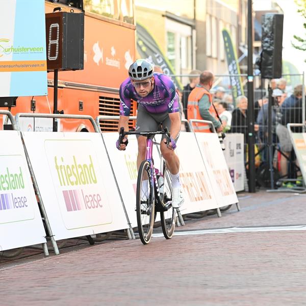 43e Profronde - Foto's Martin de Jong (www.fotopersburomartindejong.nl) | Wielrennen Surhuisterveen