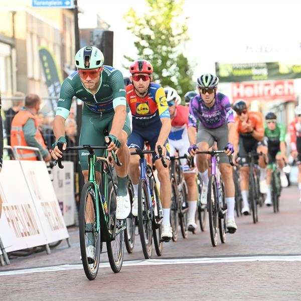 43e Profronde - Foto's Martin de Jong (www.fotopersburomartindejong.nl) | Wielrennen Surhuisterveen