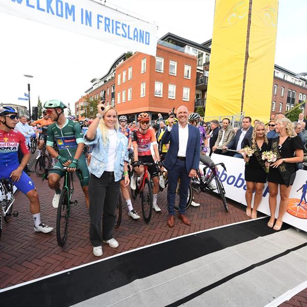 43e Profronde - Foto's Martin de Jong (www.fotopersburomartindejong.nl) | Wielrennen Surhuisterveen