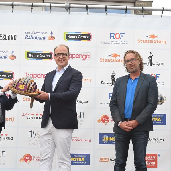 43e Profronde - Foto's Martin de Jong (www.fotopersburomartindejong.nl) | Wielrennen Surhuisterveen