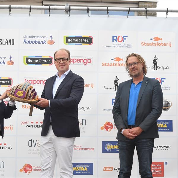 43e Profronde - Foto's Martin de Jong (www.fotopersburomartindejong.nl) | Wielrennen Surhuisterveen