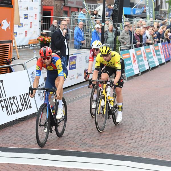 43e Profronde - Foto's Martin de Jong (www.fotopersburomartindejong.nl) | Wielrennen Surhuisterveen