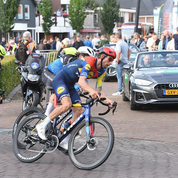 43e Profronde - Foto's Martin de Jong (www.fotopersburomartindejong.nl) | Wielrennen Surhuisterveen