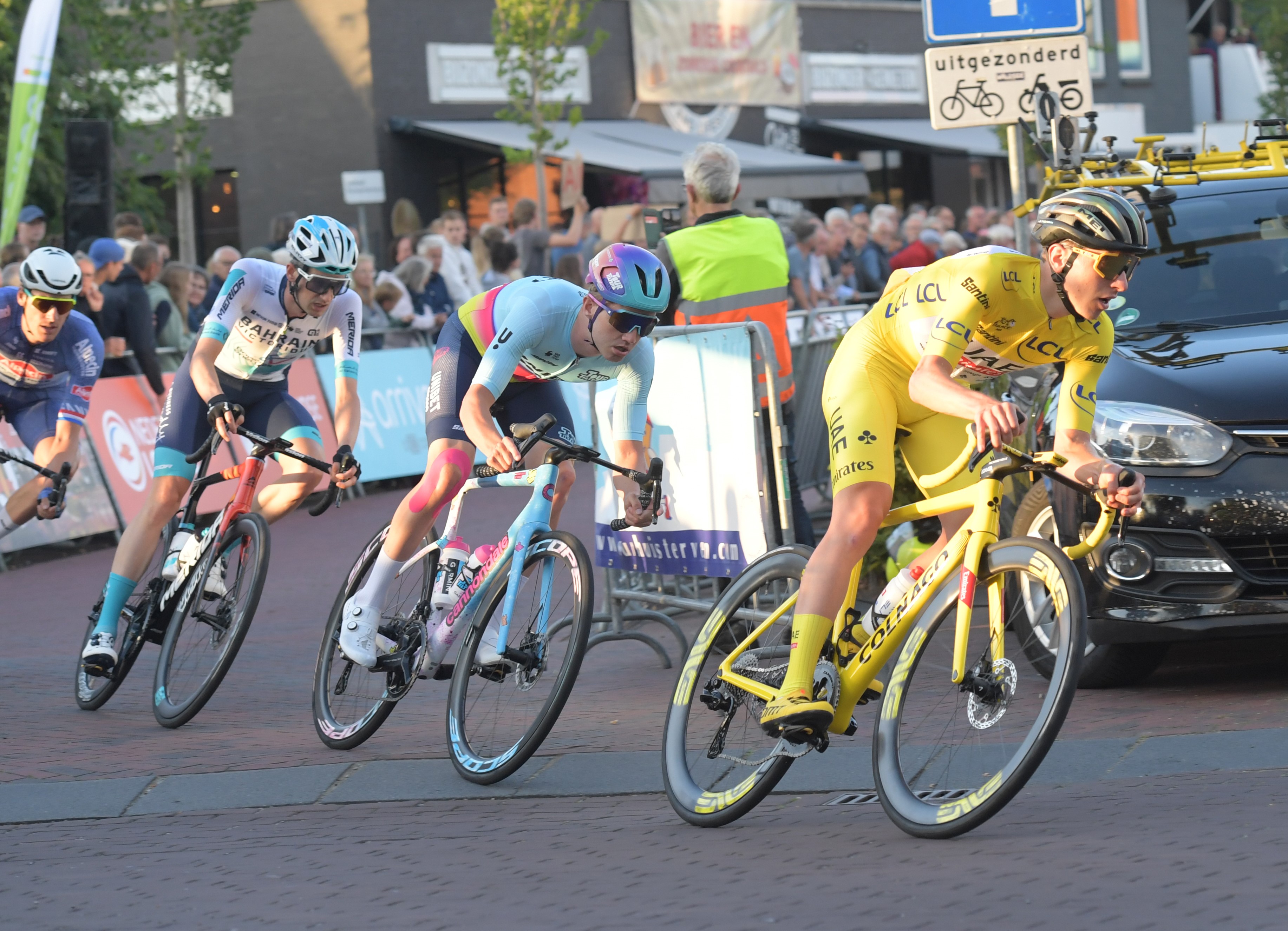 WK Rwanda: Tadej Pogačar prolongeert wereldtitel